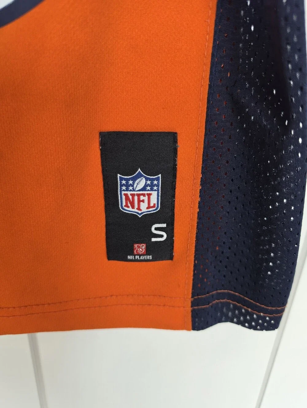 Denver Broncos Peyton Manning #18 NFL jersey in YOUTH Small (8)